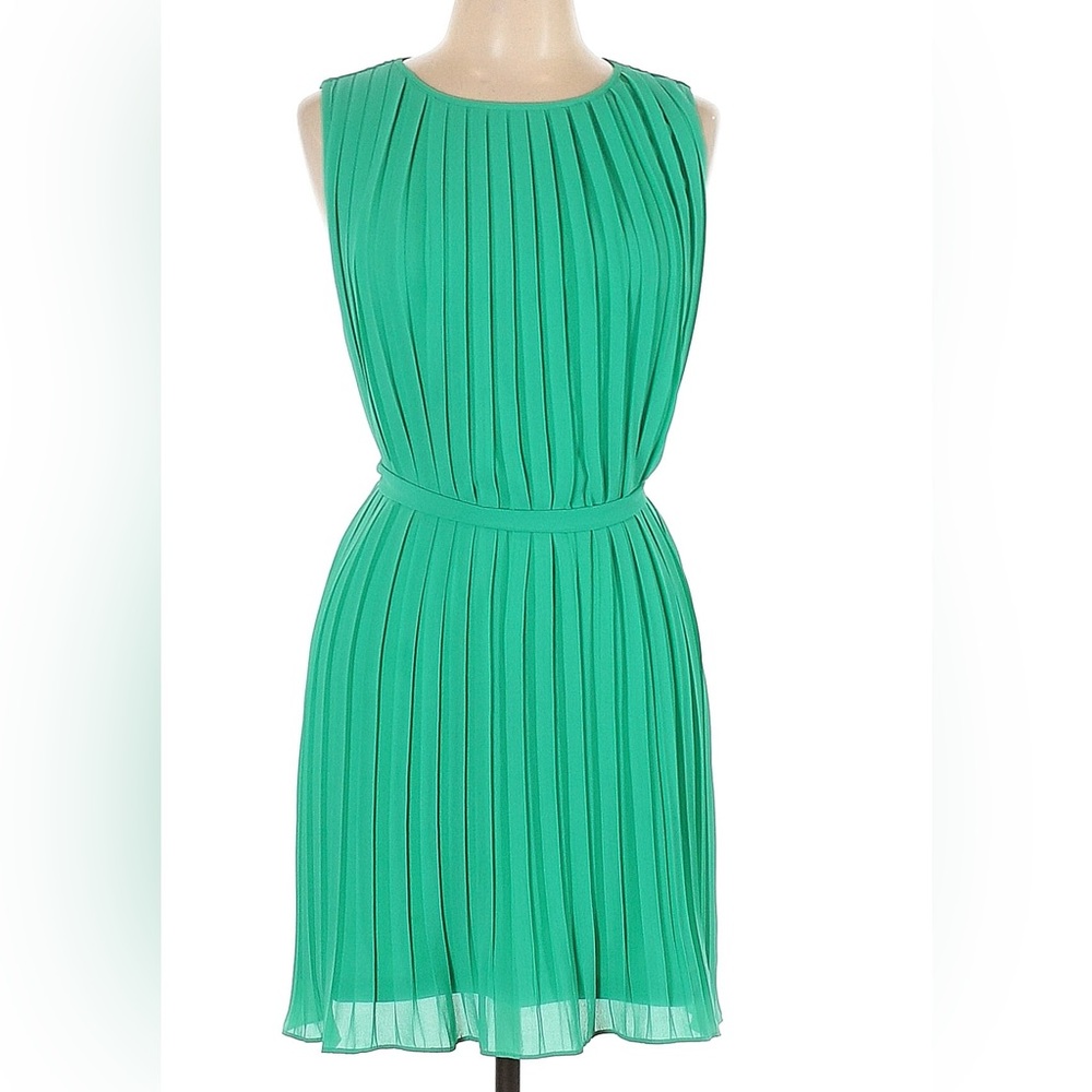 She + Sky, Large , Casual Pleated  Dress